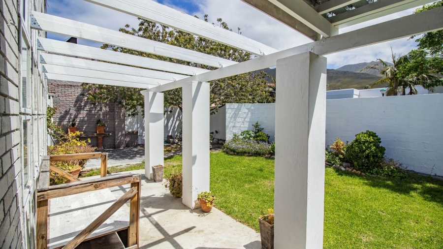 4 Bedroom Property for Sale in Kleinmond Western Cape
